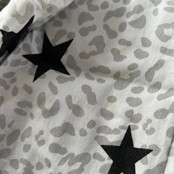 White cheetah/star pants - Picture 2 of 3